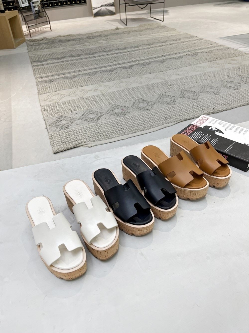 H**mes slippers